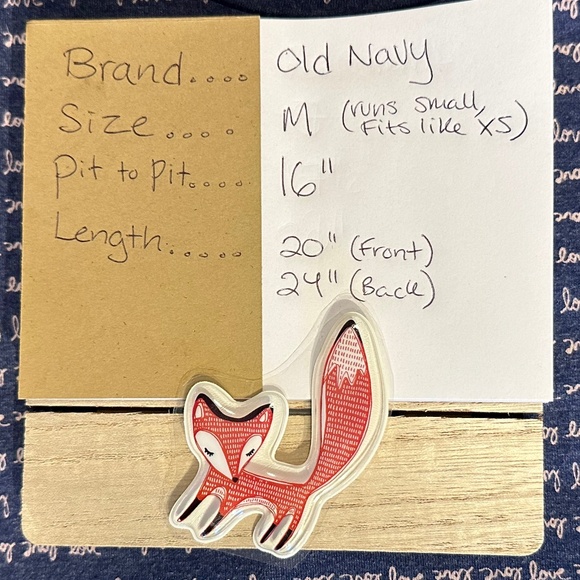 Cute LOVE Old Navy Tee - Picture 7 of 7